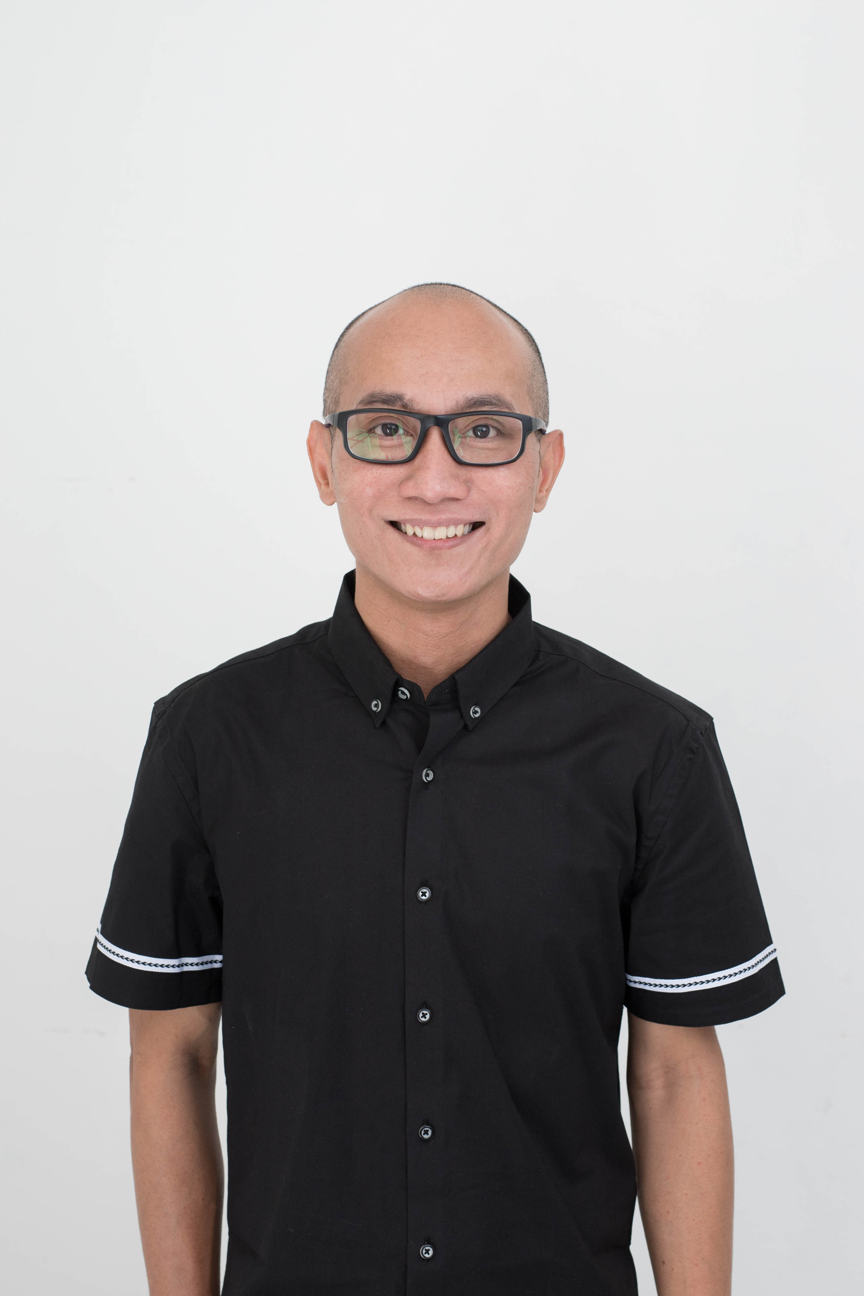 Dr. Listyo Yuwanto